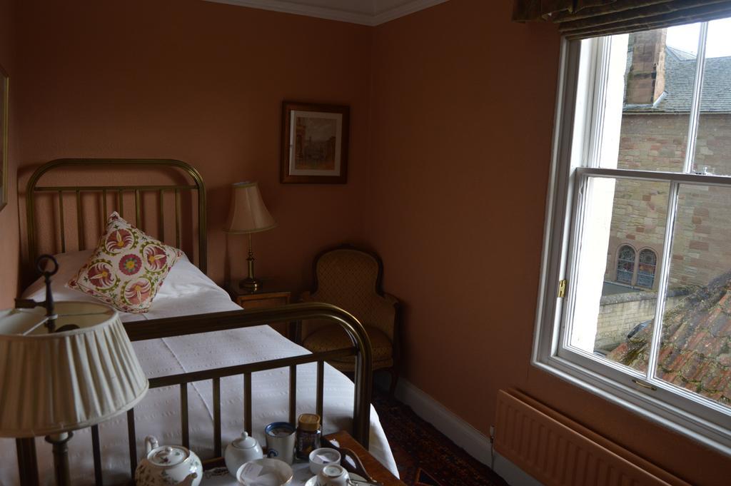 Lady Penelope'S B&B Duns Екстериор снимка