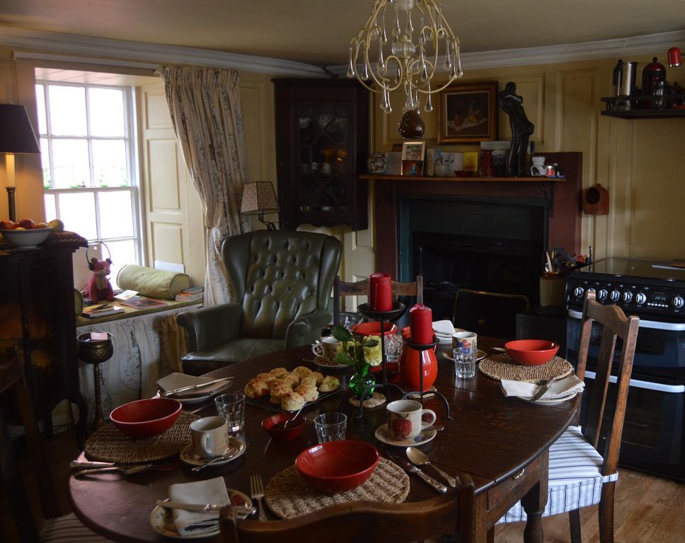 Lady Penelope'S B&B Duns Екстериор снимка