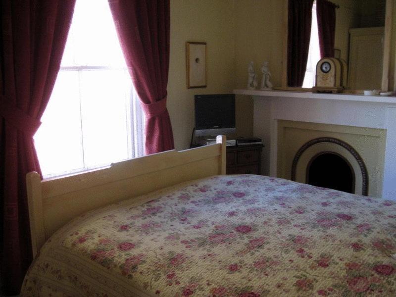 Lady Penelope'S B&B Duns Екстериор снимка